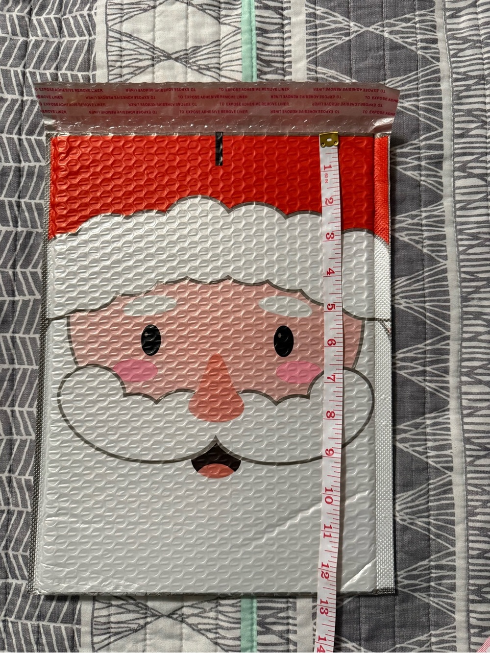 50 Pack of 10x13 Holiday Bubble Mailers - 25 Santa Face and 25 Gingerbread Man - Picture 7 of 11